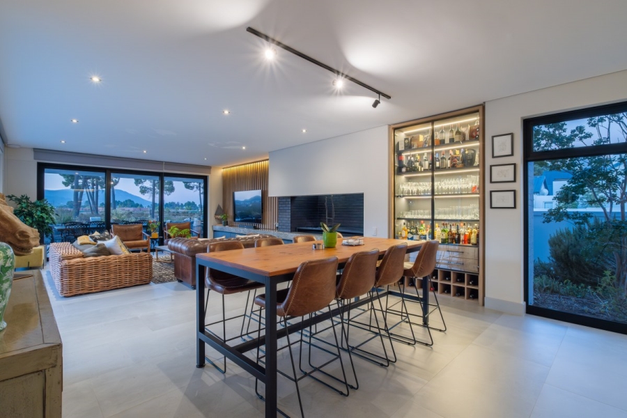 5 Bedroom Property for Sale in Val De Vie Estate Western Cape